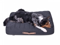 mypado Stockholm Mono Hundekissen  / (Größe) 80 x 60 cm / (Farbe) Anthrazit / (Füllung) Orthopädisch: viscoelastischer Schaumstoff